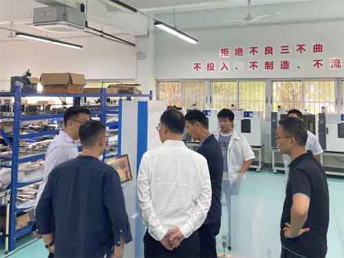 拱北海关一行领导莅临6776永利集团考察调研